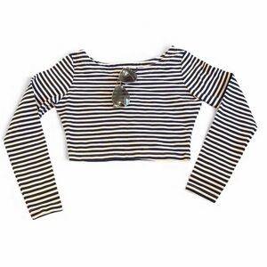 Striped Long Sleeve Crop Top Navy White. Moda International women’s medium